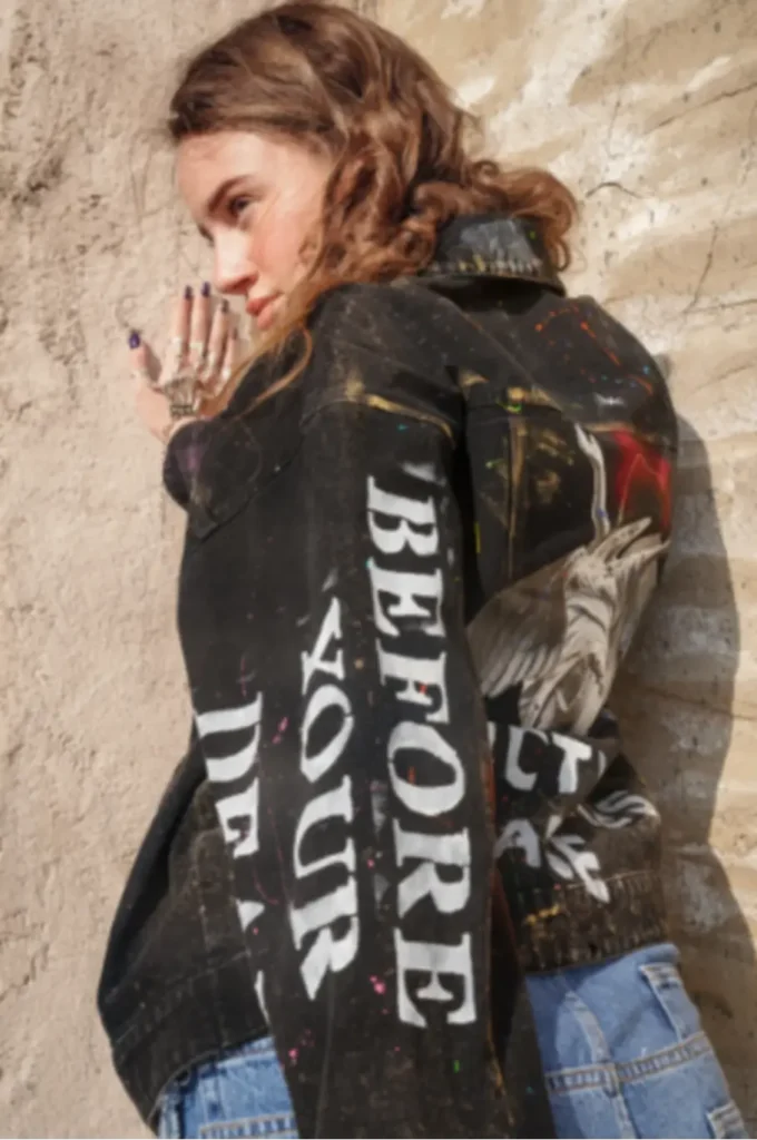 Buy customised denim jackets online UAE and flaunt every party.